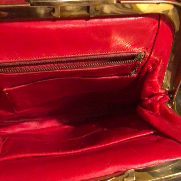 Vintage Red fabric bag 1940-1950s amazing closure - Picture 3 of 7